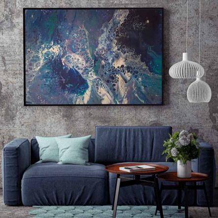 Explosion auf Blau